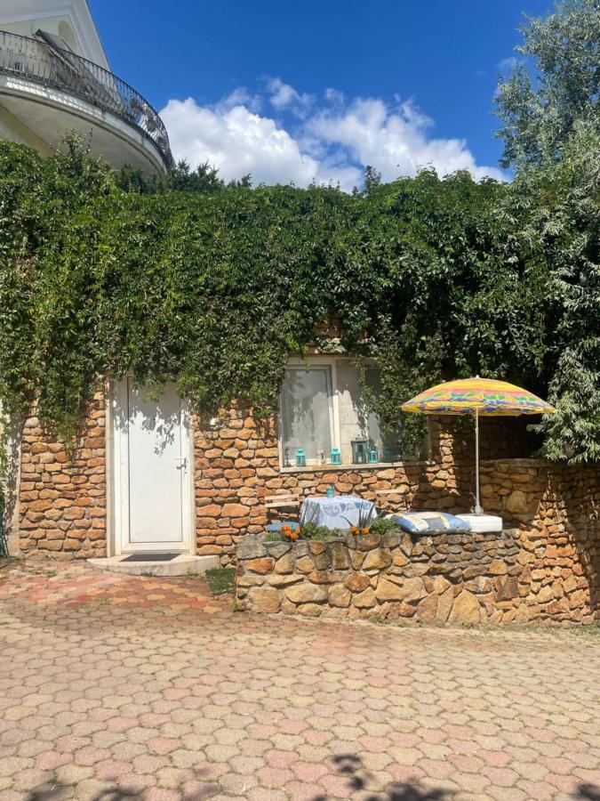 Best View Small House Free Parking Self Check-In Budapest Luaran gambar